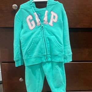 Kids Gap Logo Zip Hoodie and logo sweatpants size 18-24 months